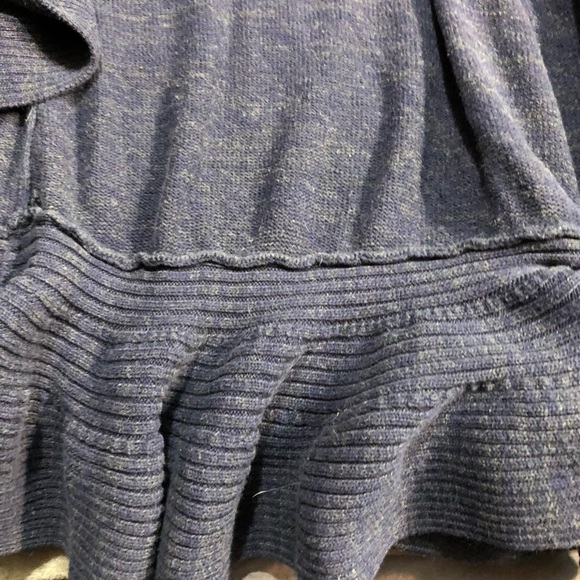 Size M SRS 100% cotton luscious full ruffle cardigan. - Picture 9 of 13